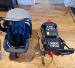 Tradera Babyskydd Britax Römer Primo> Bilbarnstolar