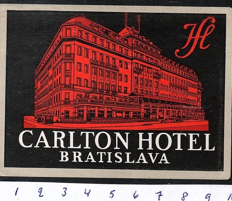 Tradera Kuriosa<Bagageetikett Carlton hotel, Bratislava Tjeckoslovakien hotell