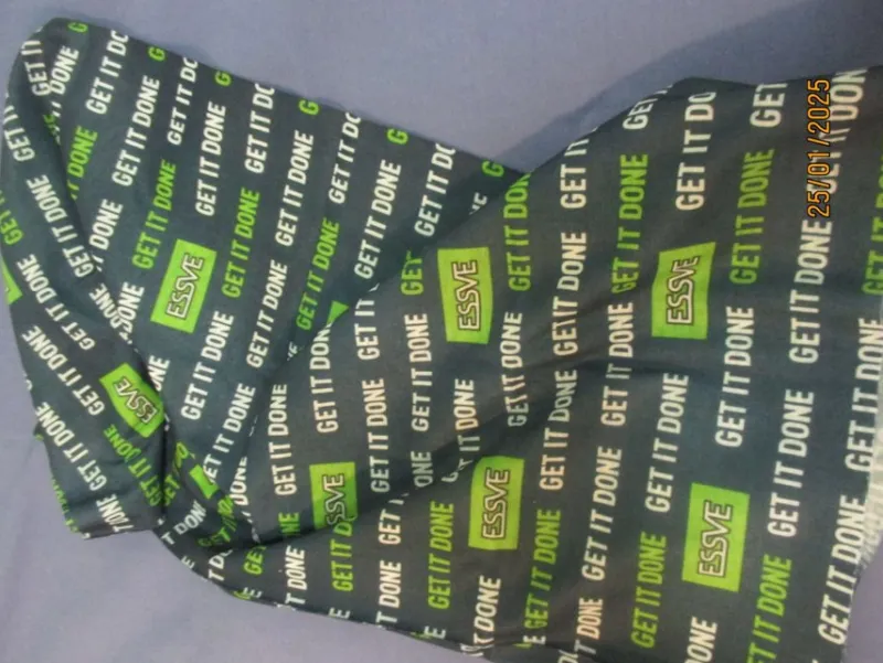 Tradera Reklamprylar<BANDANA BUFF ESSVE NY + OANVÄND