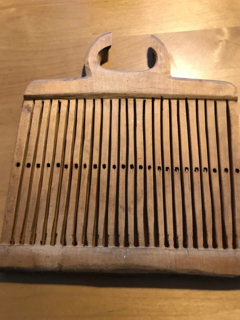 Tradera Bandgrind^ Hantverk