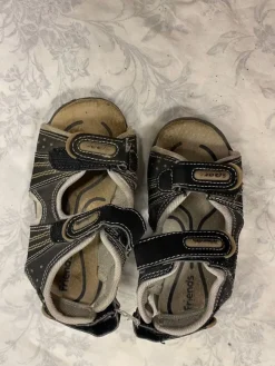 Tradera Barn Skor> Barnskor & Babyskor