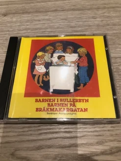 Tradera Barnen i Bullerbyn & Barnen på Bråmakargatan - Astrid Lindgren - Ljudbok> Ljudböcker & Språkkurser