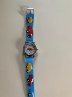 Tradera Barnklocka med bilar^ Barnklockor