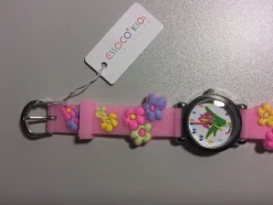 Tradera Barnklocka/ Rosa armband med blommor^ Barnklockor