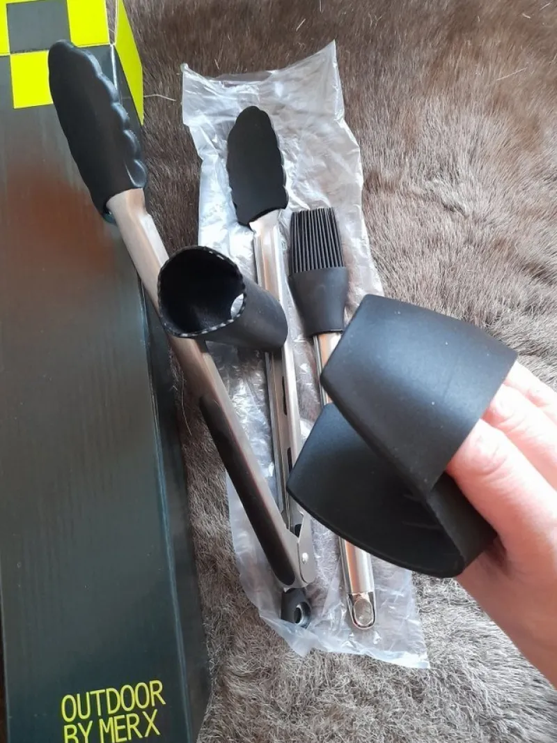 Tradera BBQ-set 4 delar^ Eld & Grill