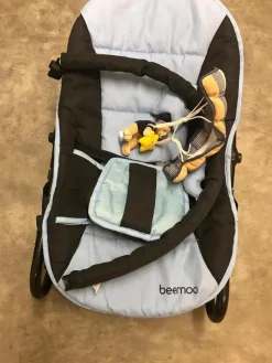 Tradera Beemoo Babysitter> Barn- & Babystolar