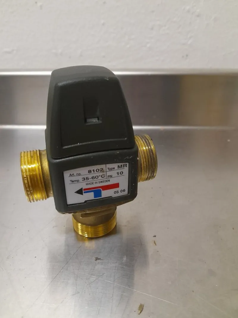 Tradera Begagnad blandningsventil ESBE type MR> Vvs
