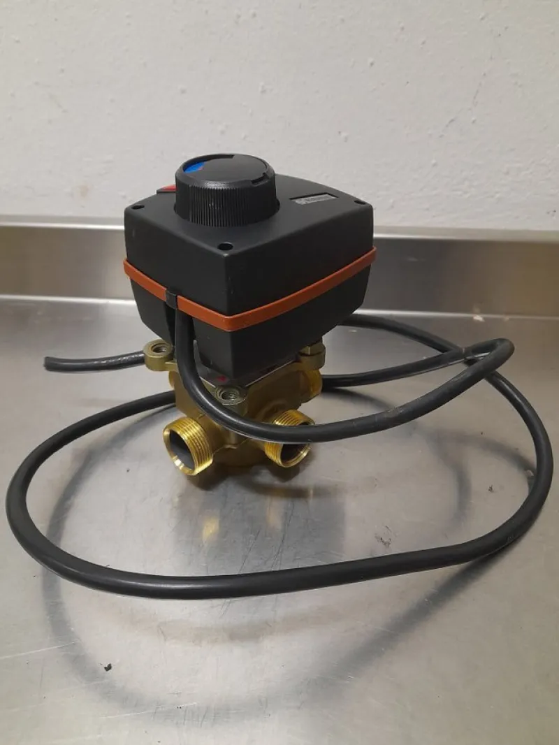 Tradera Begagnad Reglermotor ESBE 67M> Vvs