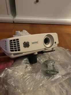 Tradera BenQ TH530 Projektor^ Projektorer