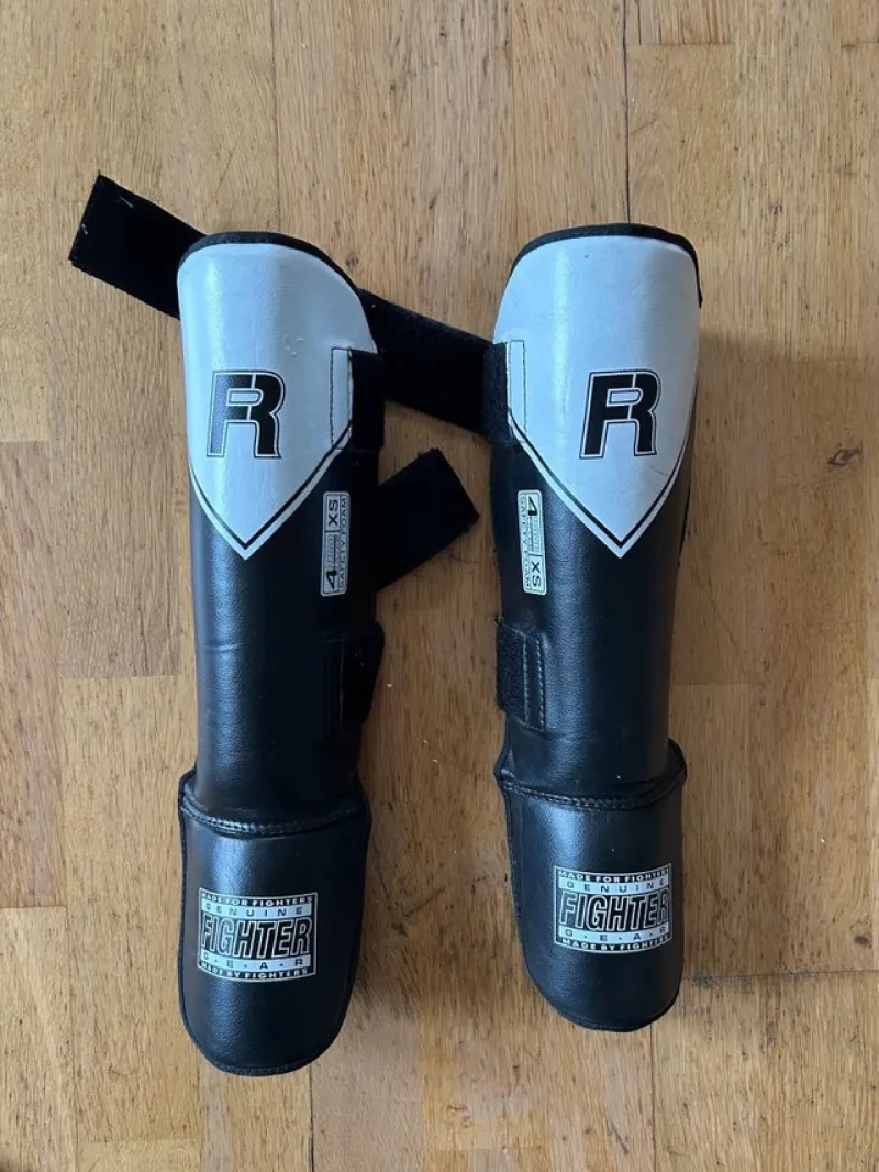 Tradera Kampsport<Benskydd