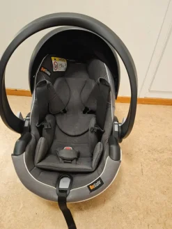 Tradera BeSafe iZi Go Modular i-Size Babybilstol med adapter> Bilbarnstolar