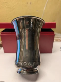 Tradera Bägare Silver, GAB - Arla märkt ( 925 - Kattfot )> Silver