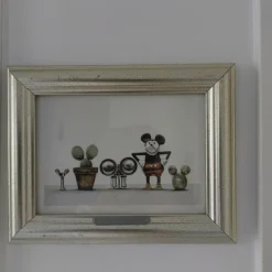 Tradera Bild med motiv av Musse Pigg och kaktusar^ Inredningsdetaljer