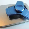 Tradera Blå fidgetspinner i metall levererad i snygg metallbox, antistress, present> Fidgets