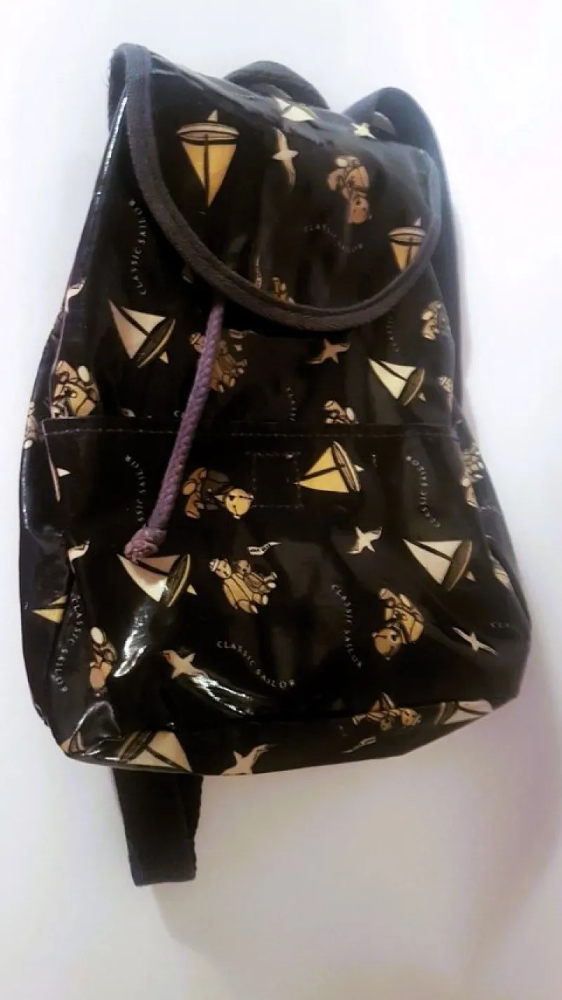 Tradera Nalle- & Teddybjörnar<Blå Ryggsäck Barnryggsäck Väska Nalle Segelbåt Vintage Fint skick Presenttips