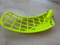 Tradera Innebandy<Blad till innebandy-klubba / right / NYTT!