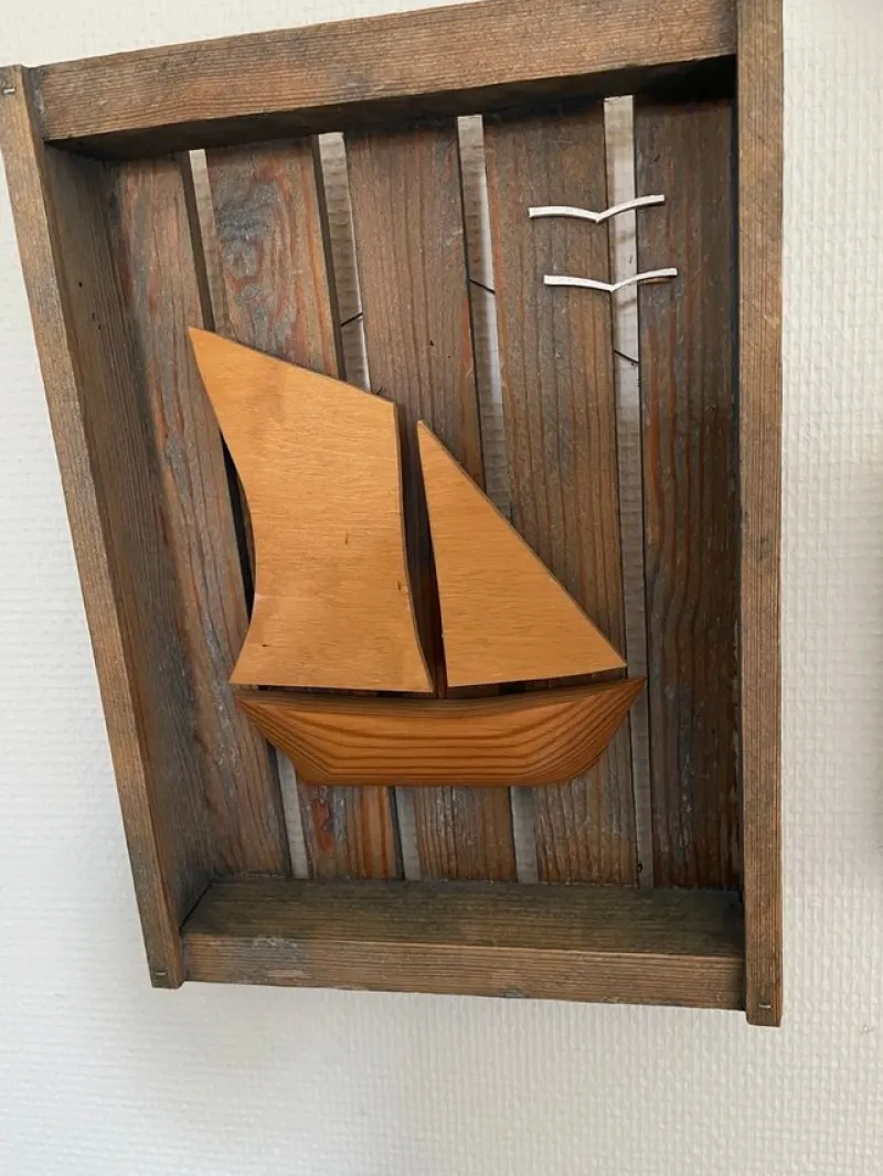 Tradera Bleking Eka i Trä Låda Hand sned 30 x25 cm^ Reliefer