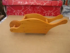 Tradera Blomkruka - Skottkärra i trä^ Inredningsdetaljer