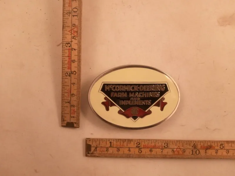 Tradera Bältesspänne traktor mccormick deering zjd593> Bälten & Skärp