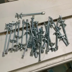 Tradera Bänkskiva spännare 20 st> Övriga Byggartiklar