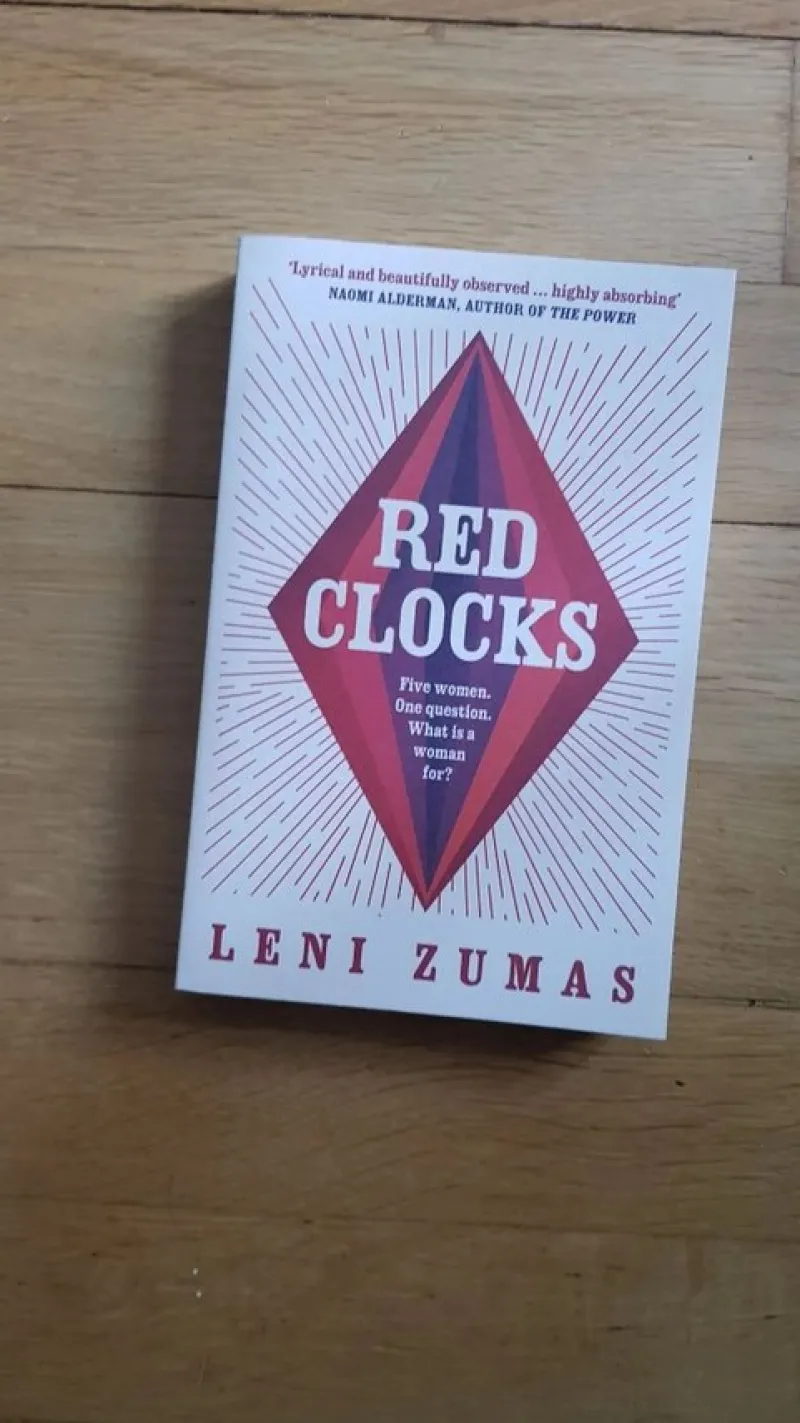Tradera Bok: Red Clocks - Leni Zumas> Övriga Böcker & Tidningar