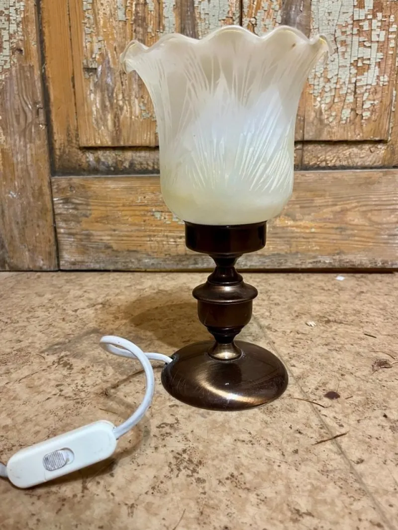 Tradera Bordslampa fönsterlampa lampa^ Lampor