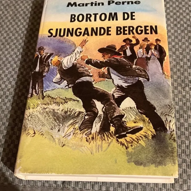 Tradera Bortom de sjungande bergen - Martin Perne> Järnväg & Spårväg