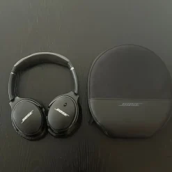 Tradera Bose QuietComfort Hörlurar^ Hörlurar