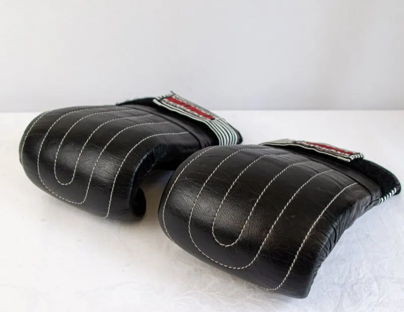 Tradera Boxning<Boxningshandskar Genuine Fighter Gear - Nya/oanvända.