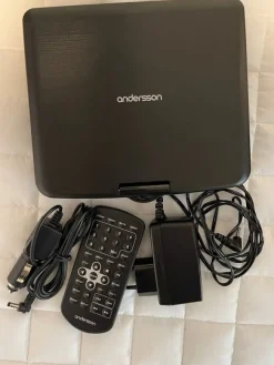 Tradera Bärbar DVD spelare^ Bärbart