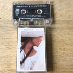 Tradera Brenda Russel Kiss me with the wind kassettband kassett^ Kassettband