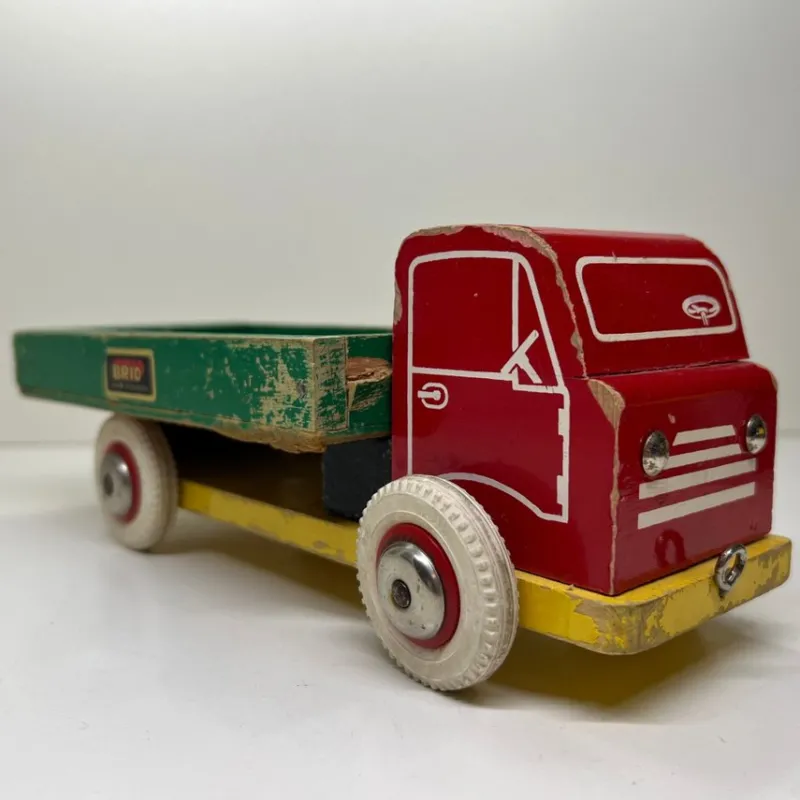 Tradera BRIO trälastbil> Brio & Träleksaker