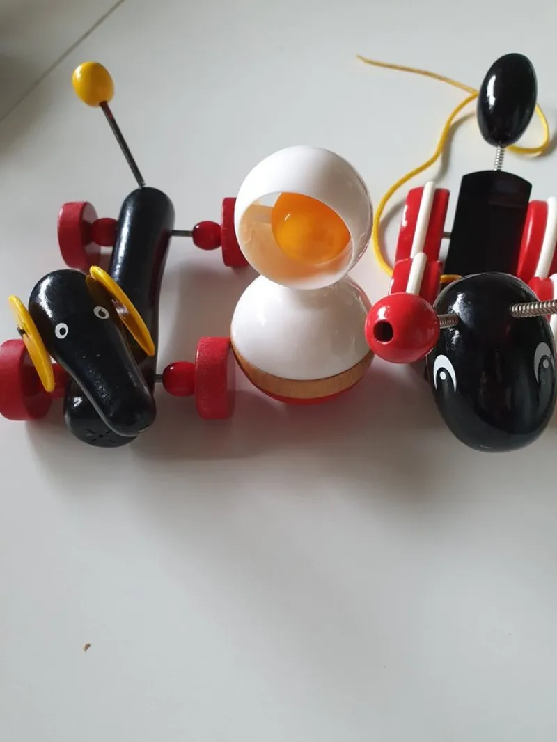 Tradera Brio träleksaker - Tax och Myra utan ägg och gungand boll.> Brio & Träleksaker