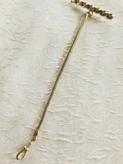 Tradera Brosch att hänga sköterskeur eller mormorsur.Crome.12,5 cm.Ny fr äld urmak.^ Sjuksköterskeklockor