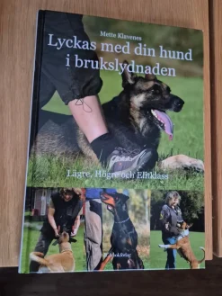 Tradera Brukslydnad bok> Husdjursböcker