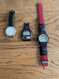 Tradera Casio klockor | BP-100, Fox Fire mm^ Armbandsur