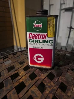 Tradera Castrol Girling Broms- & Kopplingvätska Crimson vintage^ Bensinia