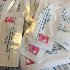 Tradera CE märkt 5 st SUPERTIDIGA Graviditetstest/ Omg. lev!> Amning & Graviditet