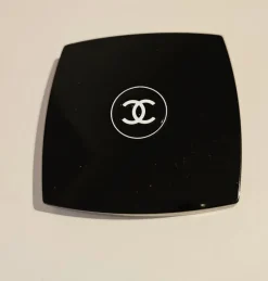 Tradera Chanel Beauté Fickspegel> Övriga Skönhetsprodukter