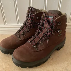 Tradera Camping & Hiking<Chiruca Vandrings kängor Herr GORTEX Bruna Storlek 43 Toppskick!!