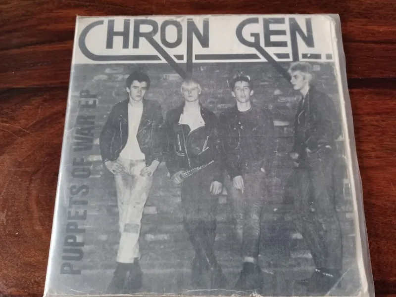 Tradera Chron Gen - Puppets Of War EP - Debut EP 1981 - FRESH RECORDS - England^ Vinyl