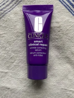 Tradera Ansiktsvård<Clinique Smart Clinical Repair Wrinkle Correcting Serum resestorlek