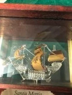 Tradera Columbus flaggskepp Santa Maria i kristall^ Båt- & Fartygsmemorabilia