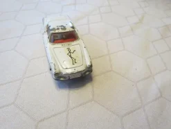 Tradera Leksaks- & Samlarbilar<Corgi Volvo P1800 The Saint / Helgonet