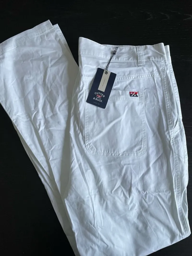 Tradera Golf<Cutter & Buck GOLF byxor, storlek 52