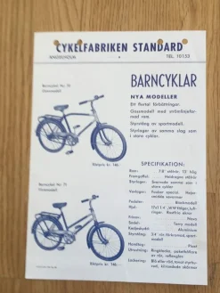 Tradera Cykelfabriken Standard Broschyr 1950-talet 1 sida. Mycket gott skick.^ Bensinia
