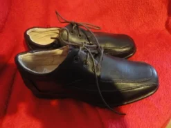 Tradera Damskor<DAMSKOR STORLEK 38