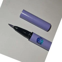 Tradera 7DAYS Vattentät METALLIC EYLINER / LILA> Smink