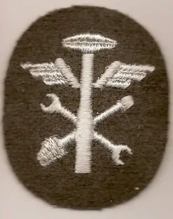 Tradera Militära Samlarsaker<DDR. Panzertechnischer Dienst.