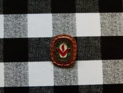 Tradera Militära Samlarsaker<DDR, Volks solidarität i brons.